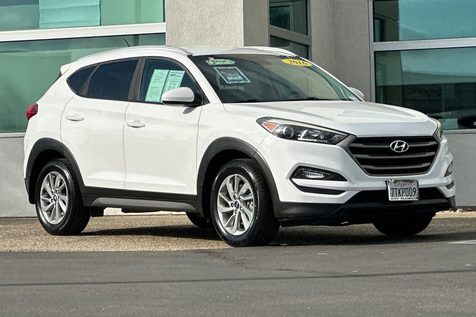 Used 2016 Hyundai Tucson SE with VIN KM8J33A41GU242227 for sale in Escondido, CA