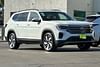 2 thumbnail image of  2024 Volkswagen Atlas 2.0T SE w/Technology