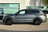 7 imagen en miniatura de 2024 Volkswagen Tiguan 2.0T SE R-Line Black