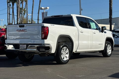 2024 GMC Sierra 1500 SLE