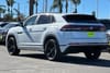 6 imagen en miniatura de 2026 Volkswagen Atlas Cross Sport 2.0T SEL R-Line Black