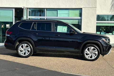2022 Volkswagen Atlas 2.0T SE w/Technology