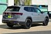 4 thumbnail image of  2025 Volkswagen Atlas 2.0T SE w/Technology