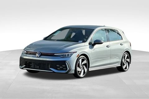1 imagen de 2025 Volkswagen Golf GTI 2.0T S