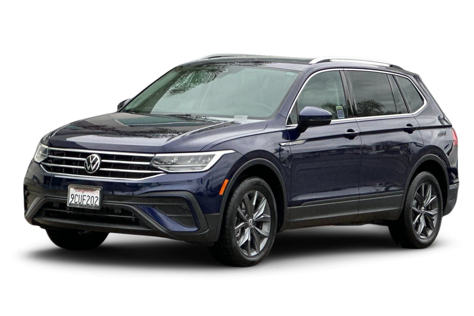2022 Volkswagen Tiguan SE's photo