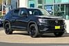 2 imagen en miniatura de 2025 Volkswagen Atlas Cross Sport 2.0T SEL R-Line