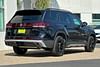 4 thumbnail image of  2024 Volkswagen Atlas 2.0T Peak Edition SE w/Technology