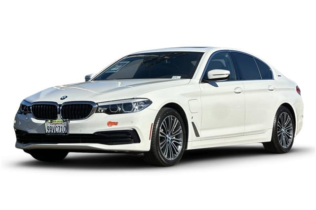 1 placeholder image of  2019 BMW 5 Series 530e iPerformance