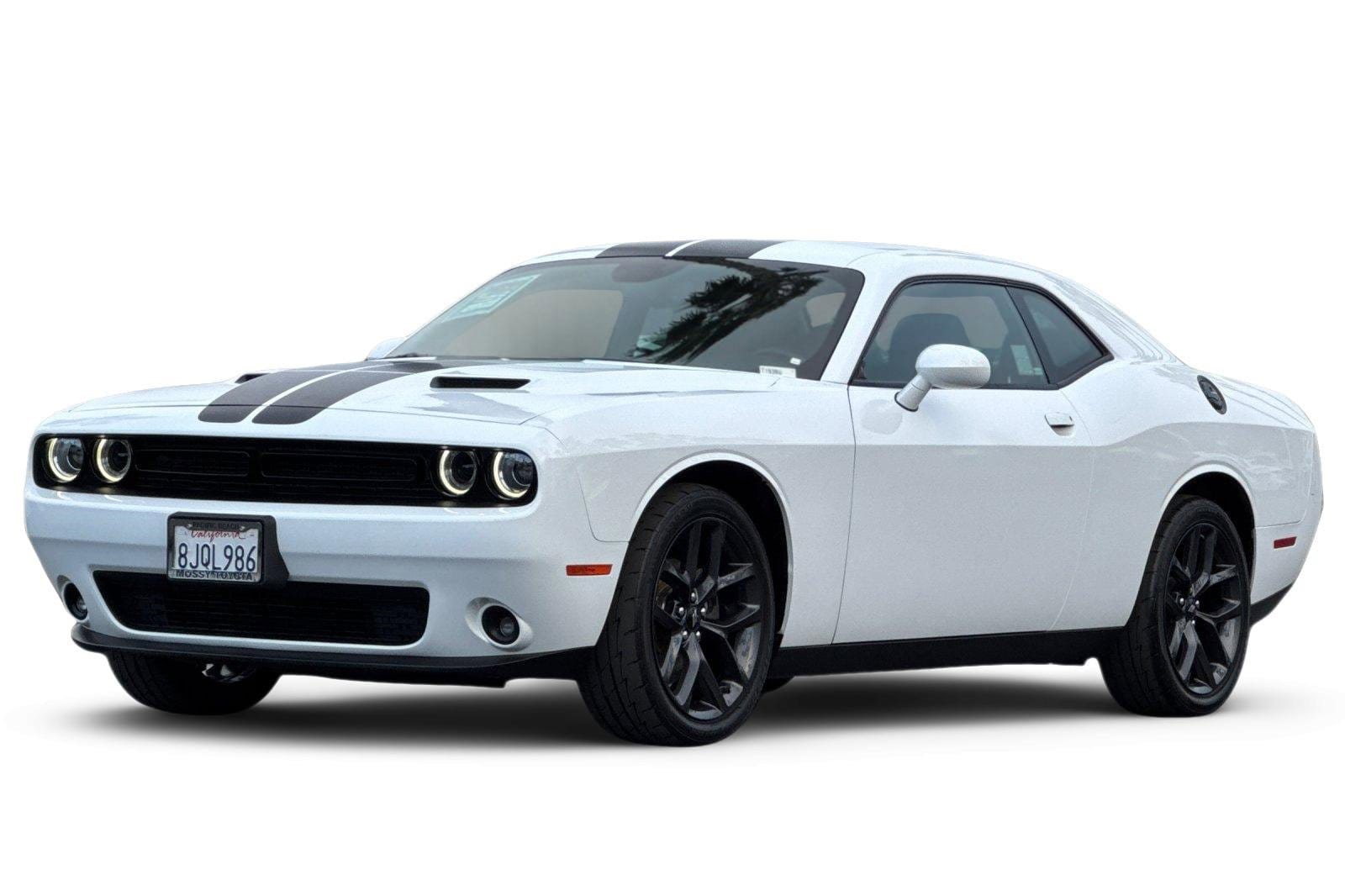 1 placeholder image of  2019 Dodge Challenger SXT