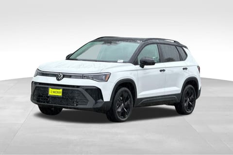 1 imagen de 2026 Volkswagen Taos 1.5T SE Black