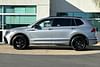 8 imagen en miniatura de 2023 Volkswagen Tiguan 2.0T SE R-Line Black