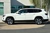 7 thumbnail image of  2024 Volkswagen Atlas 2.0T SE w/Technology