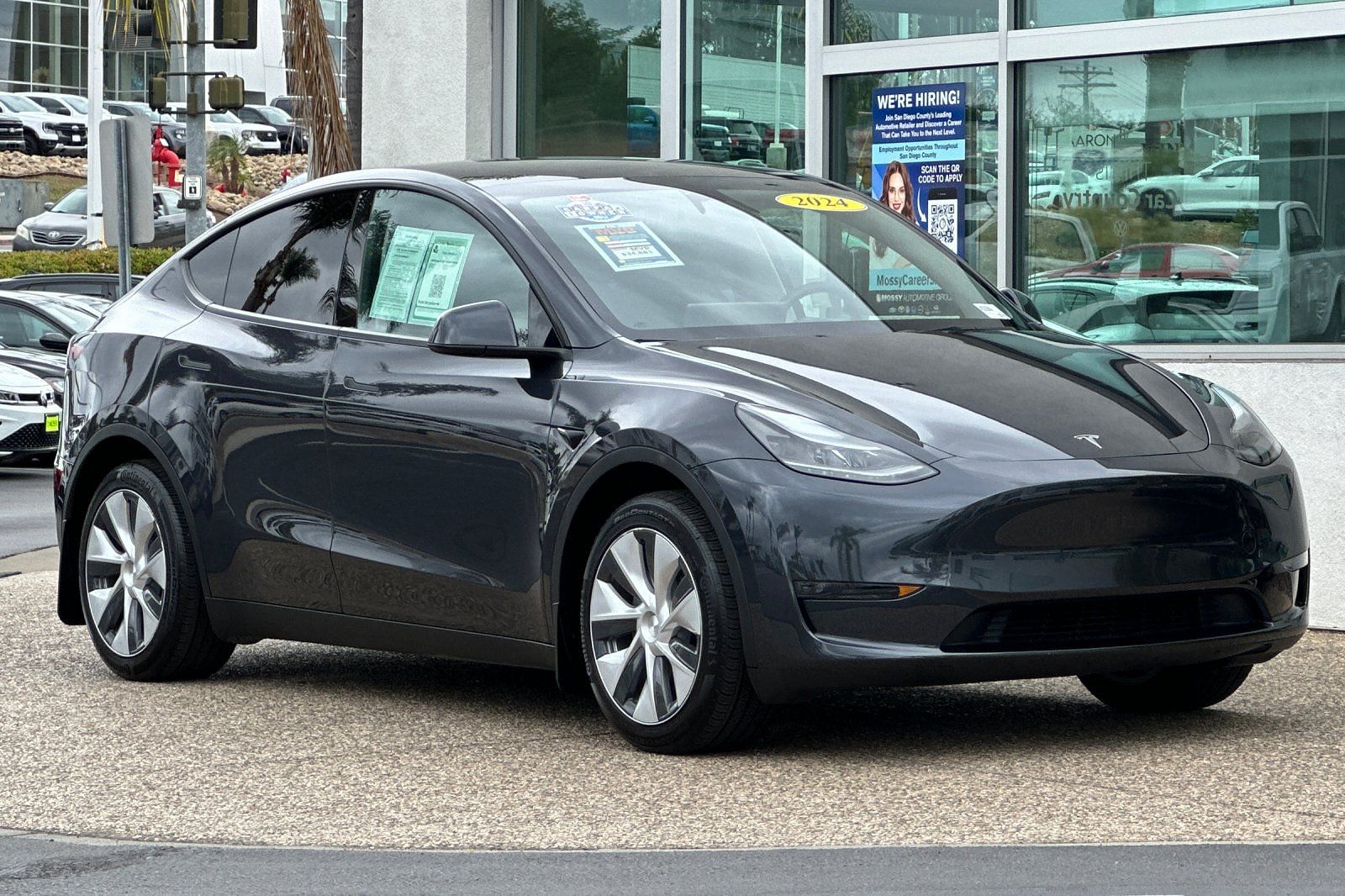 Used 2024 Tesla Model Y Long Range with VIN 7SAYGDED3RF028944 for sale in Escondido, CA
