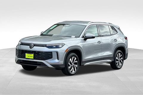 1 image of 2025 Volkswagen Tiguan 2.0T S