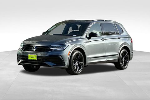 1 imagen de 2024 Volkswagen Tiguan 2.0T SE R-Line Black