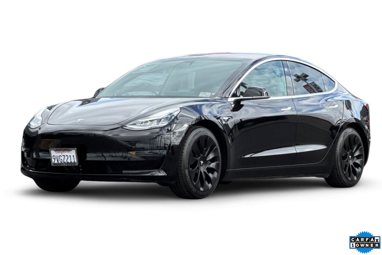 1 placeholder image of  2018 Tesla Model 3 Long Range