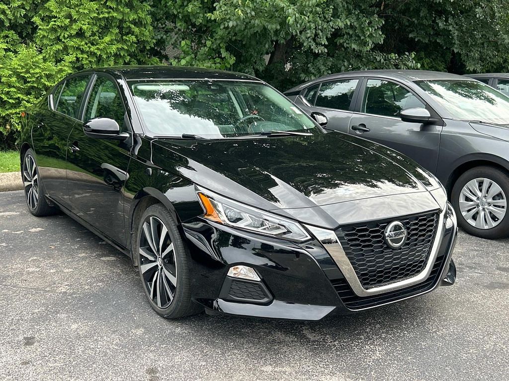 Used 2022 Nissan Altima SR with VIN 1N4BL4CV2NN371742 for sale in Murfreesboro, TN