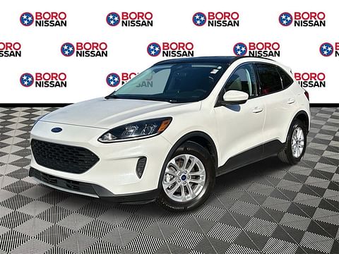 1 image of 2021 Ford Escape SE