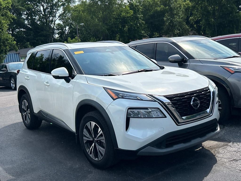 Used 2021 Nissan Rogue SV with VIN 5N1AT3BA9MC774444 for sale in Murfreesboro, TN