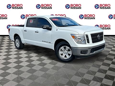 1 image of 2019 Nissan Titan SV