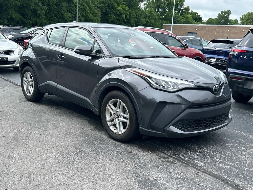 Used 2021 Toyota C-HR LE with VIN JTNKHMBX2M1109915 for sale in Murfreesboro, TN