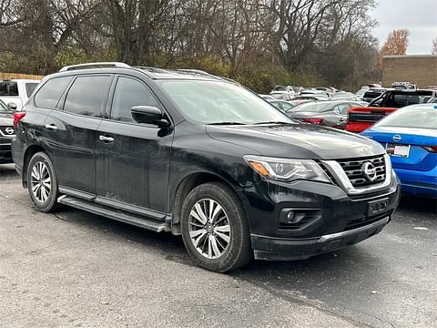 1 image of 2020 Nissan Pathfinder SL