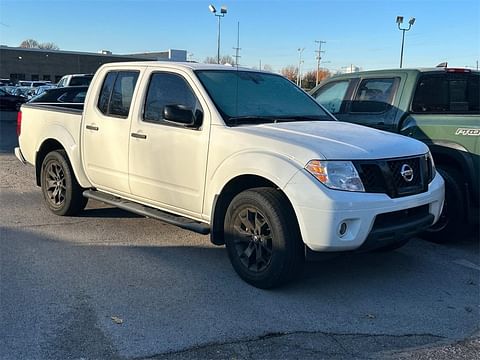 1 image of 2018 Nissan Frontier SV