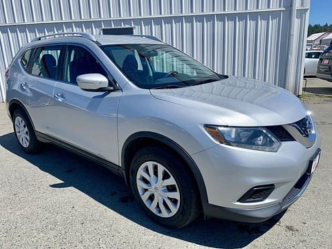 1 image of 2014 Nissan Rogue