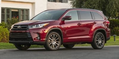 1 image of 2017 Toyota Highlander LE
