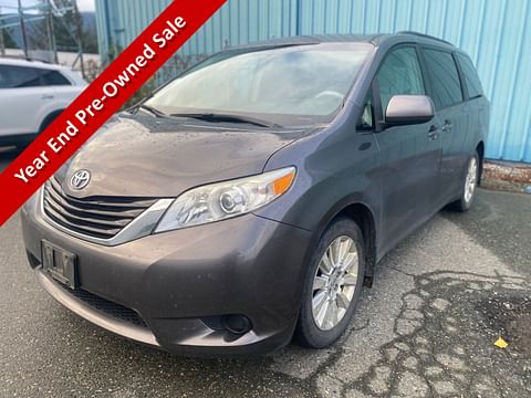 1 image of 2011 Toyota Sienna LE