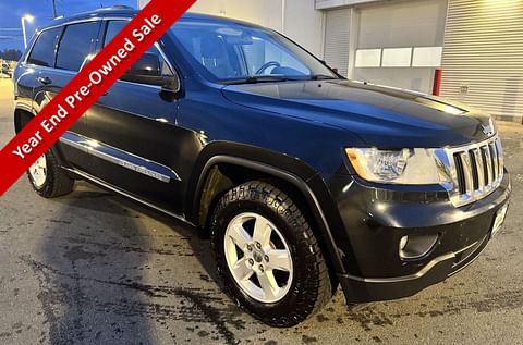 1 image of 2011 Jeep Grand Cherokee Laredo