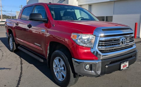 1 image of 2017 Toyota Tundra SR5 Plus