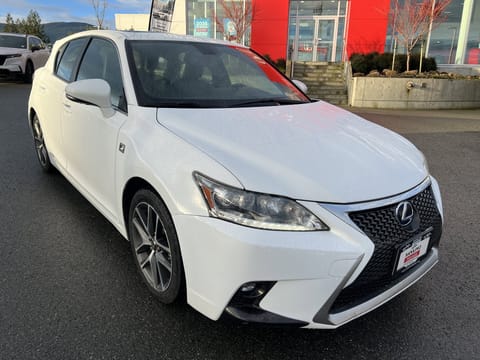 1 image of 2014 Lexus CT 200h