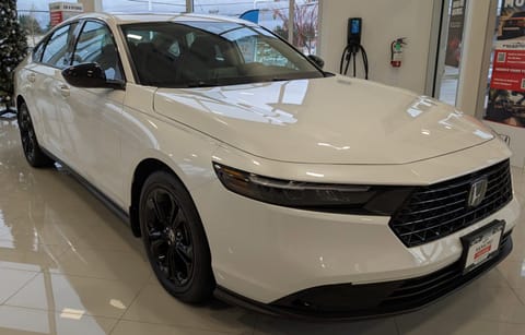 1 image of 2025 Honda Accord Sedan SE
