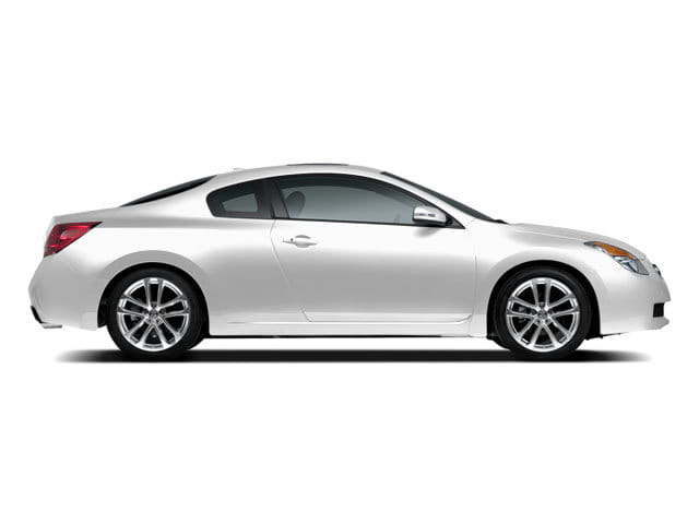 3 thumbnail image of  2009 Nissan Altima 2.5 S