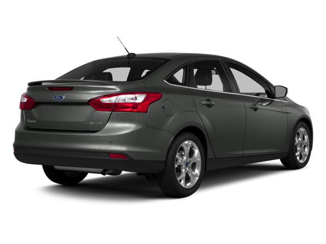 2 thumbnail image of  2014 Ford Focus Titanium