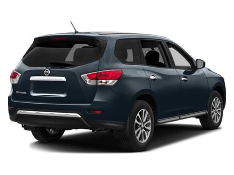 2015 Nissan Pathfinder SV