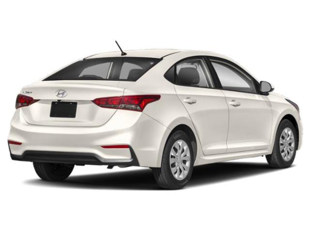 2 thumbnail image of  2022 Hyundai Accent SE