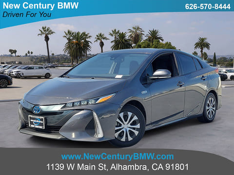 1 image of 2022 Toyota Prius Prime LE