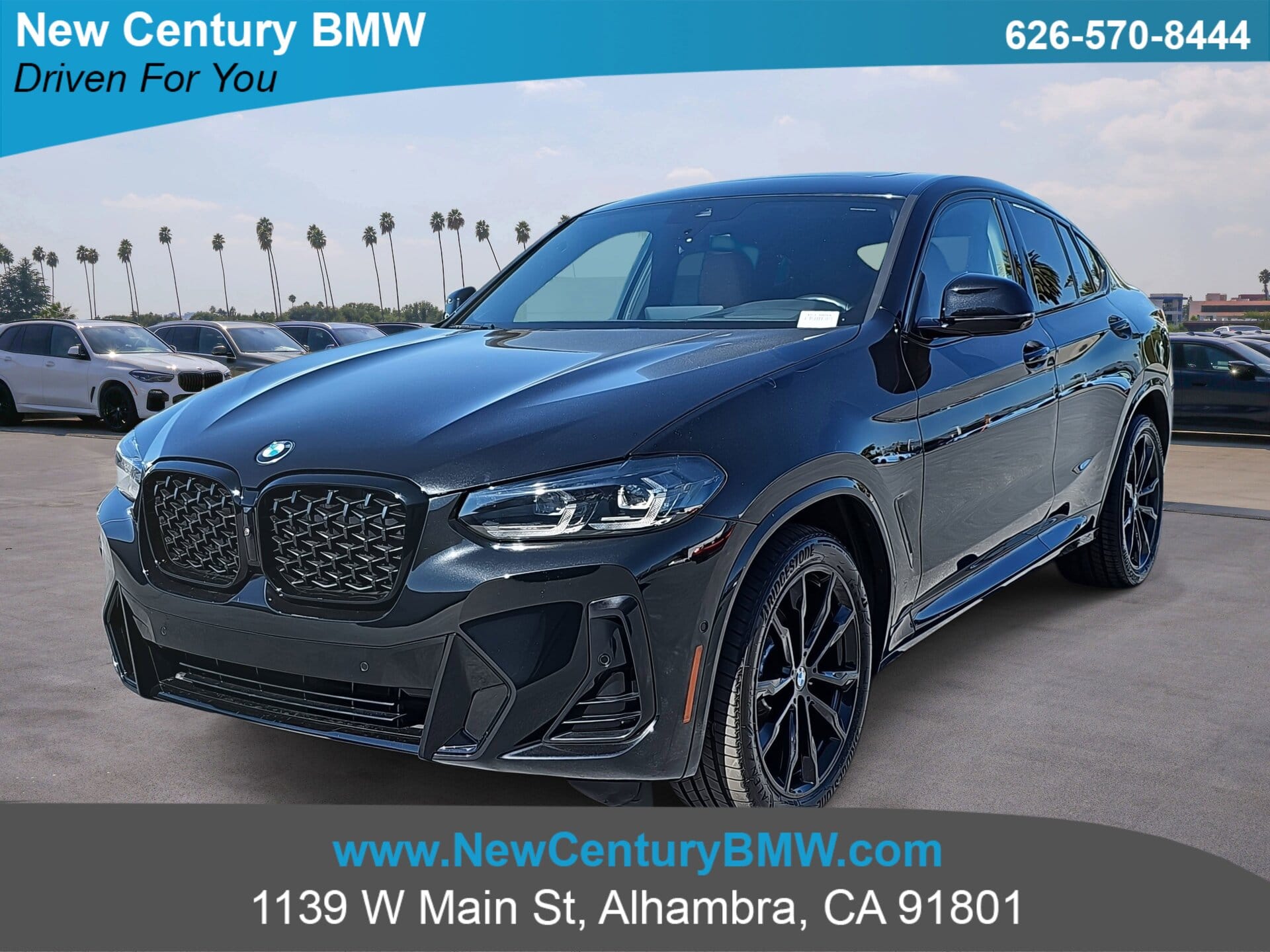 2023 BMW X4 xDrive30i's photo