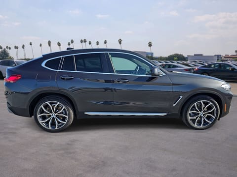2023 BMW X4 xDrive30i xDrive30i