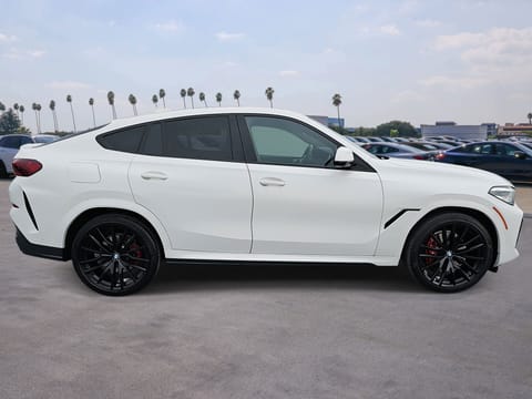 2023 BMW X6 xDrive40i xDrive40i