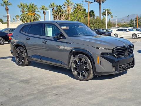 2023 BMW XM Base