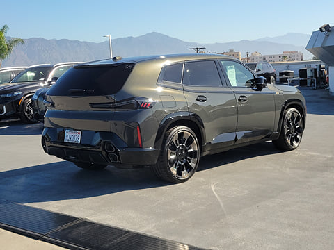 2023 BMW XM Base