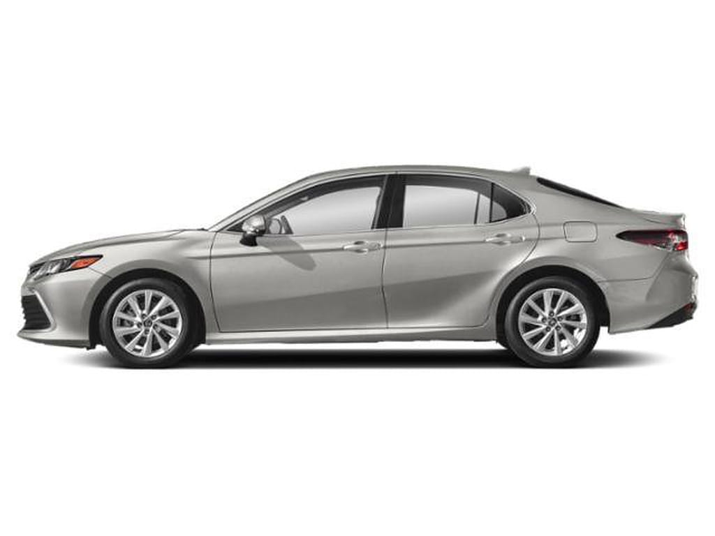 3 thumbnail image of  2023 Toyota Camry LE