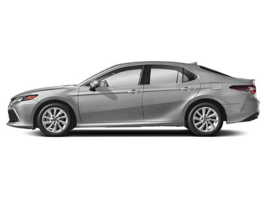 6 thumbnail image of  2023 Toyota Camry LE