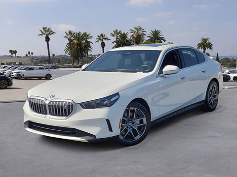 1 image of 2024 BMW i5 eDrive40 eDrive40