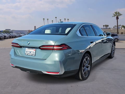 2025 BMW i5 eDrive40