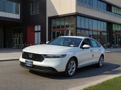 1 image of 2025 Honda Accord Sedan LX