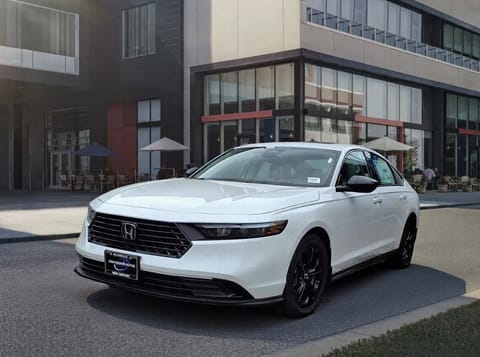 1 image of 2025 Honda Accord Sedan SE